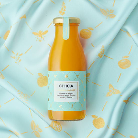 Chica · Mandarin, olive leaves, rosemary and thyme packaging