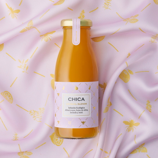 Chica · Apricot, olive leaves, lavender and honey