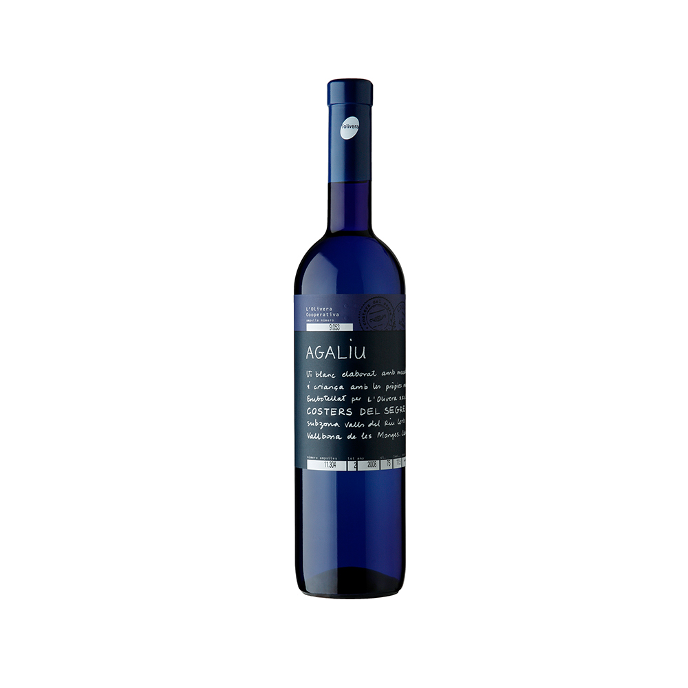 L'Olivera wine cellar · Agaliu